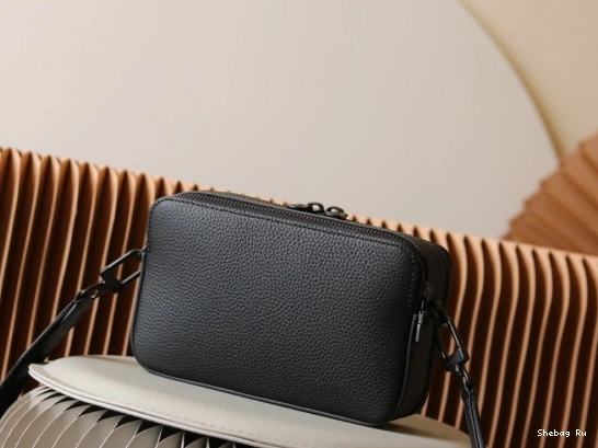 LOUIS Wearable Alpha VUITTON Wallet 0728